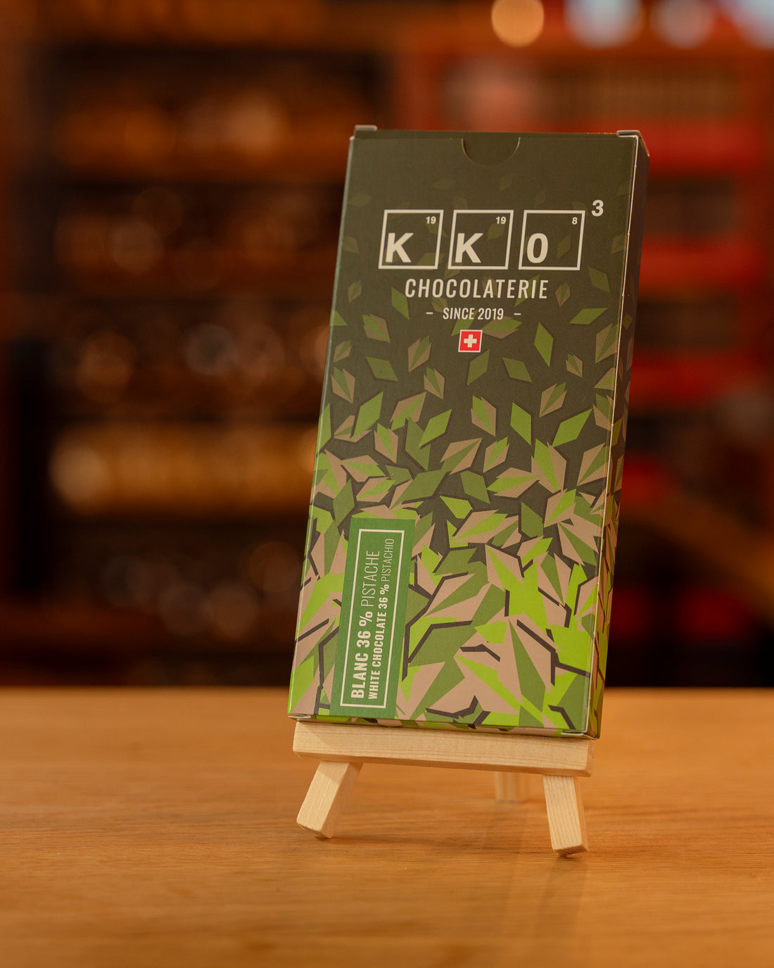 Tablette chocolat blanc 36% pistache – Edelweiss